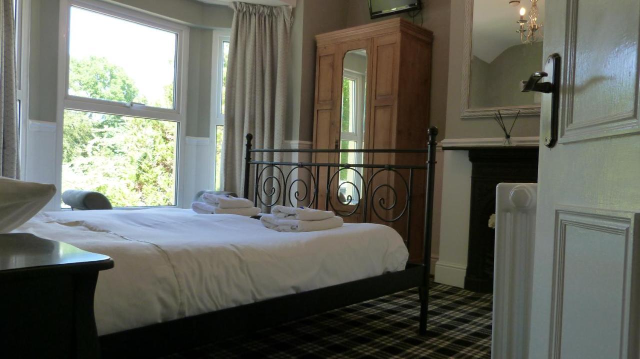 Twin Oaks Guest House Cadnam Exterior foto
